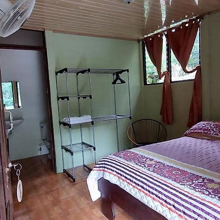 Hostal Y Cabinas Anita-And Rafting Tour! Siqurres Da Alegria エクステリア 写真