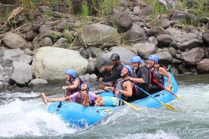 Hostal Y Cabinas Anita-And Rafting Tour! Siqurres Da Alegria エクステリア 写真