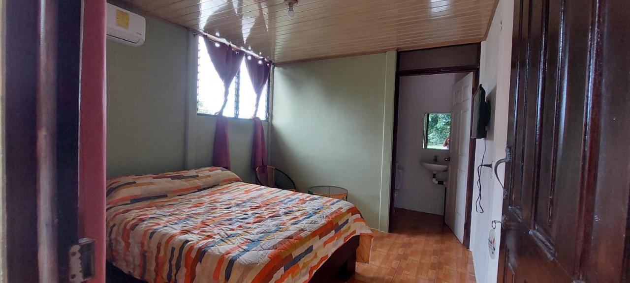 Hostal Y Cabinas Anita-And Rafting Tour! Siqurres Da Alegria エクステリア 写真